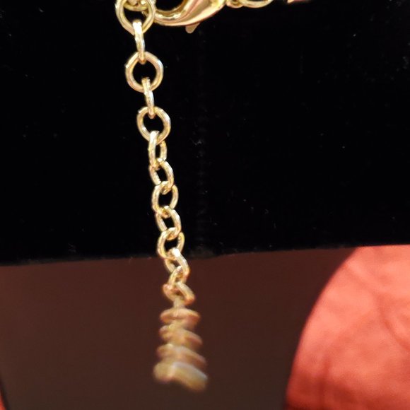 Chicos 4 Tier Bib - Picture 2 of 3